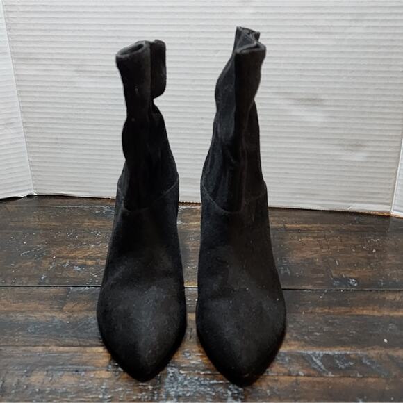 Express black suede cone heeled boots size 6‎ - Picture 2 of 8